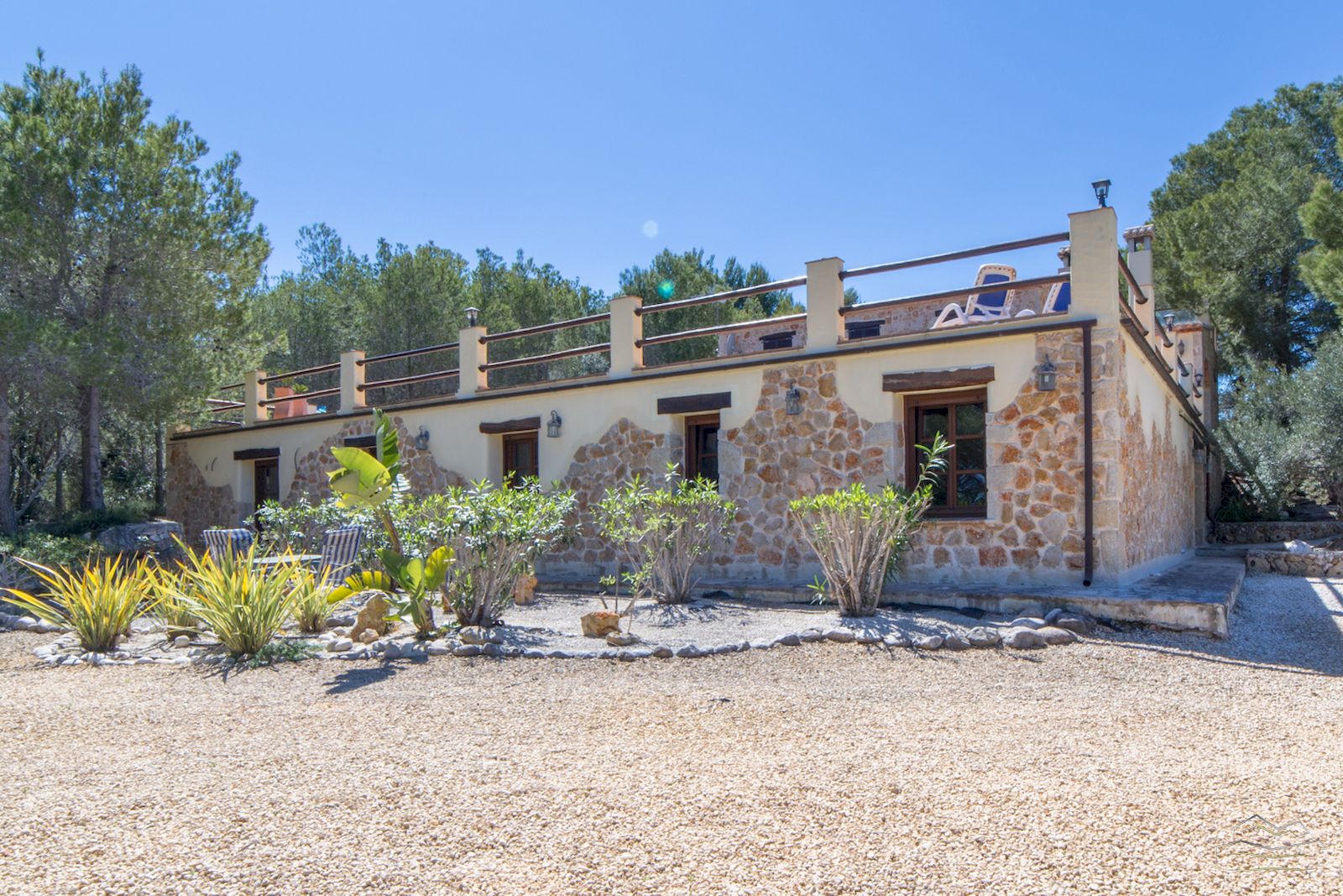 Ferme de campagne avec vue panoramique à vendre à Javea