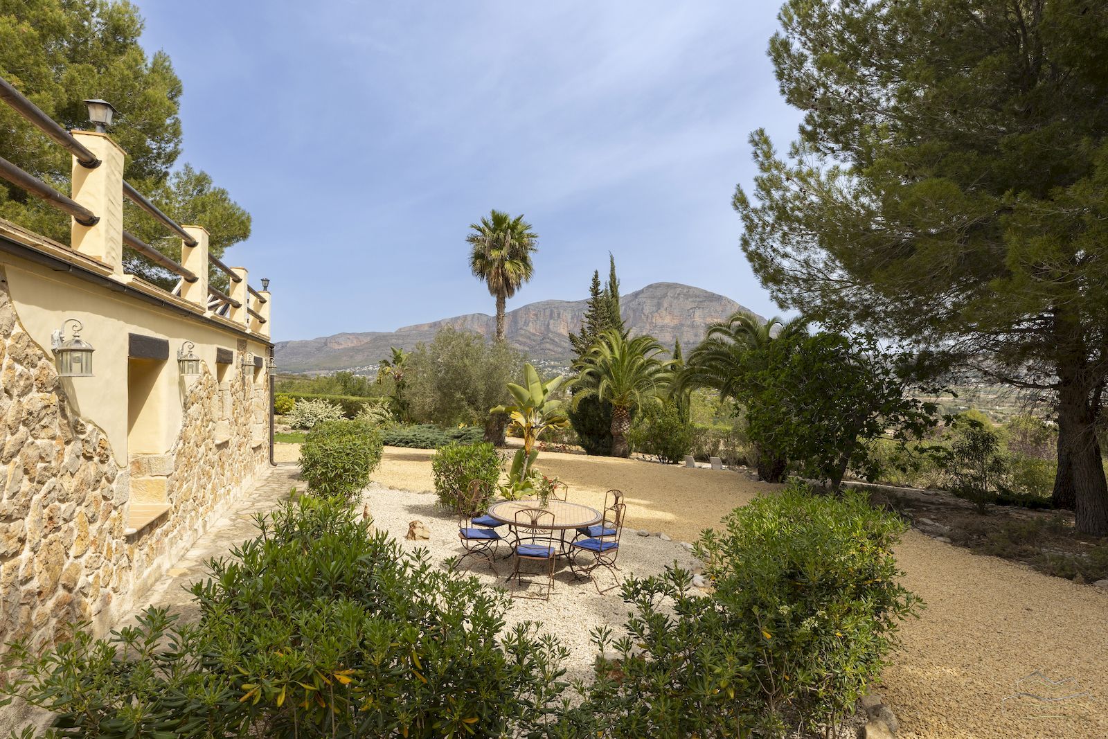 Ferme de campagne avec vue panoramique à vendre à Javea