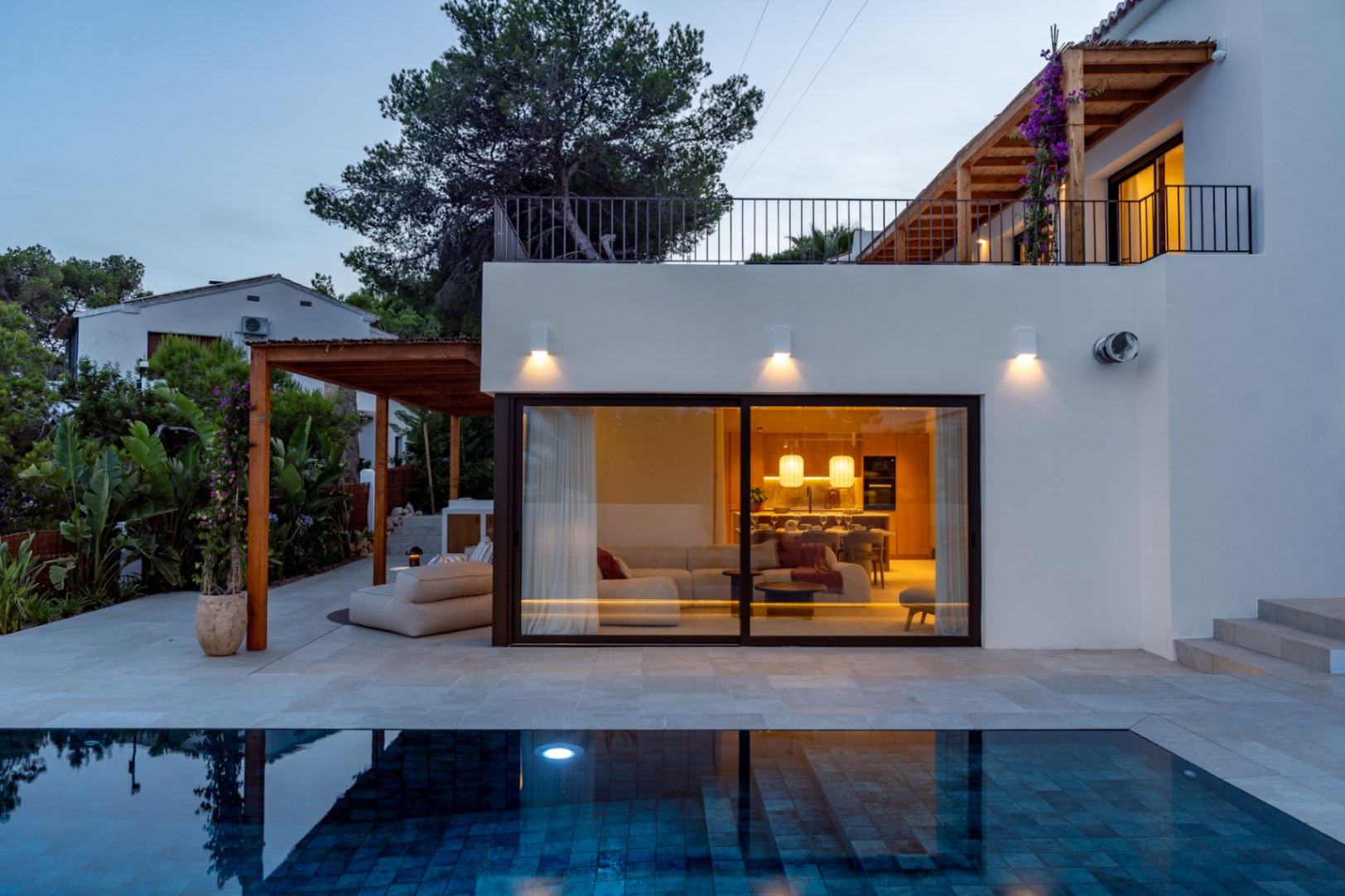 Villa moderne à vendre avec vue sur la mer à Balcon al Mar, Javea/Xabia.