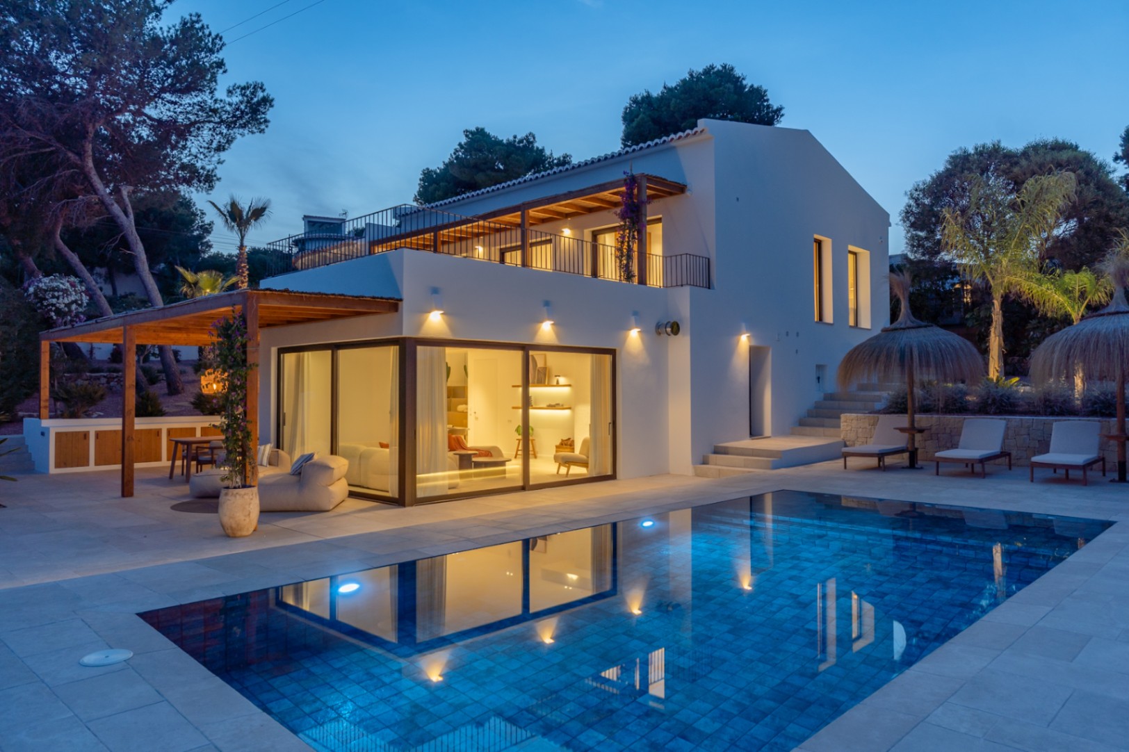 Villa moderne à vendre avec vue sur la mer à Balcon al Mar, Javea/Xabia.