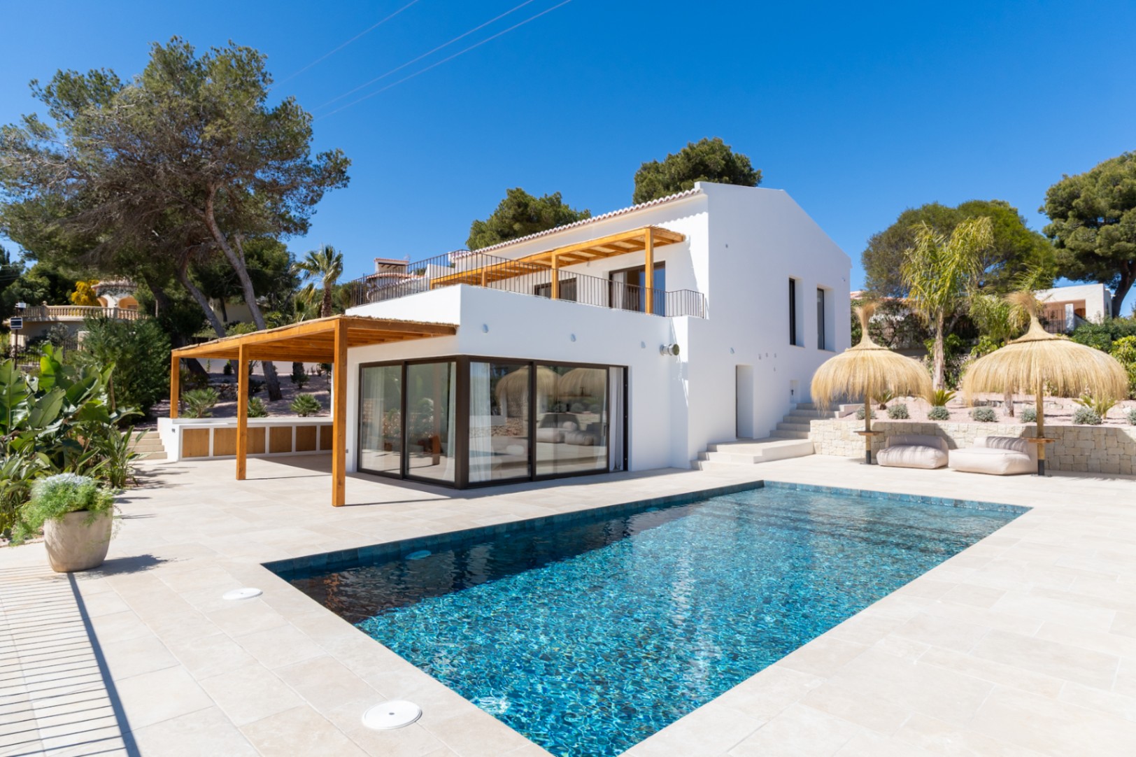 Villa moderne à vendre avec vue sur la mer à Balcon al Mar, Javea/Xabia.