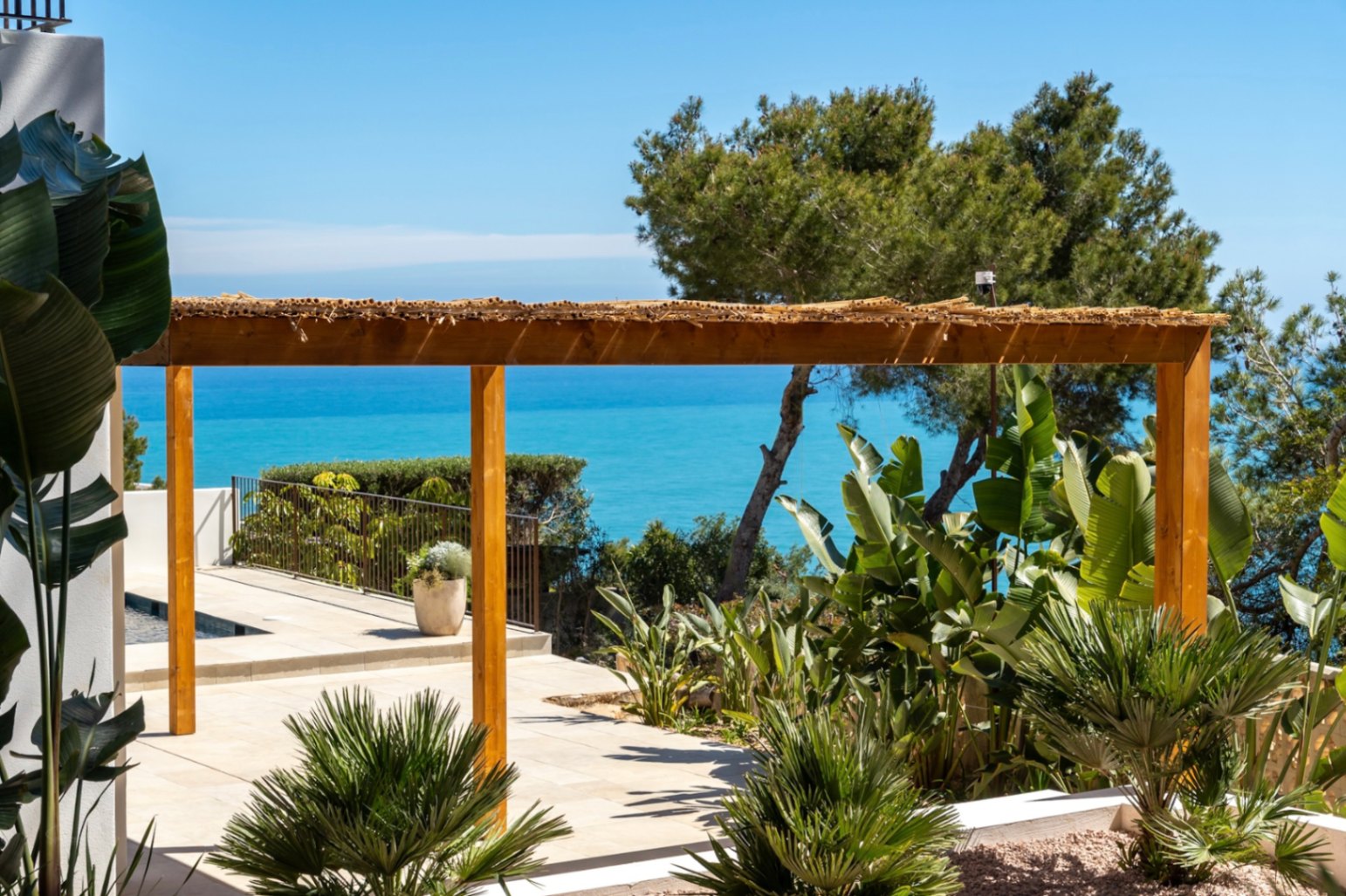 Villa moderne à vendre avec vue sur la mer à Balcon al Mar, Javea/Xabia.