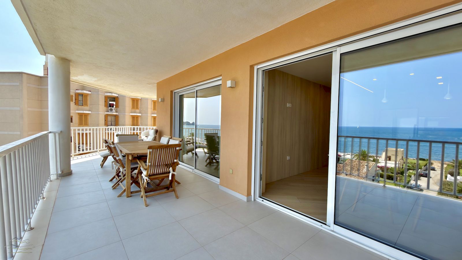 Appartement de luxe avec vue sur la mer, location d'hiver à Jávea