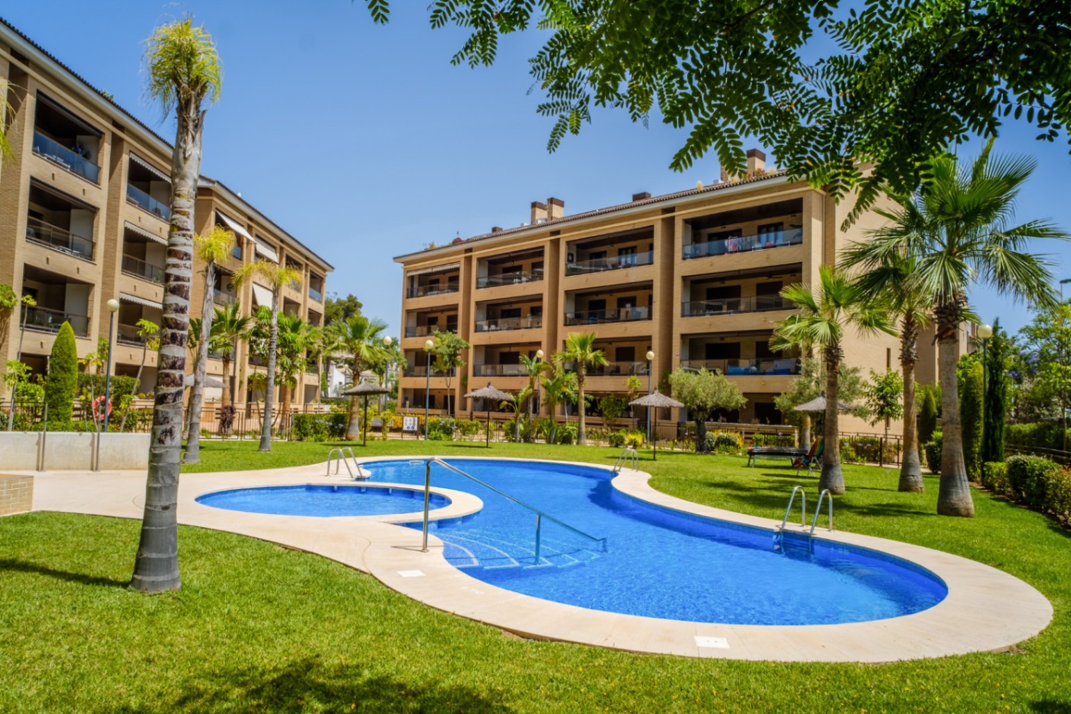 Appartement disponible à la location à court terme - El Arenal Javea