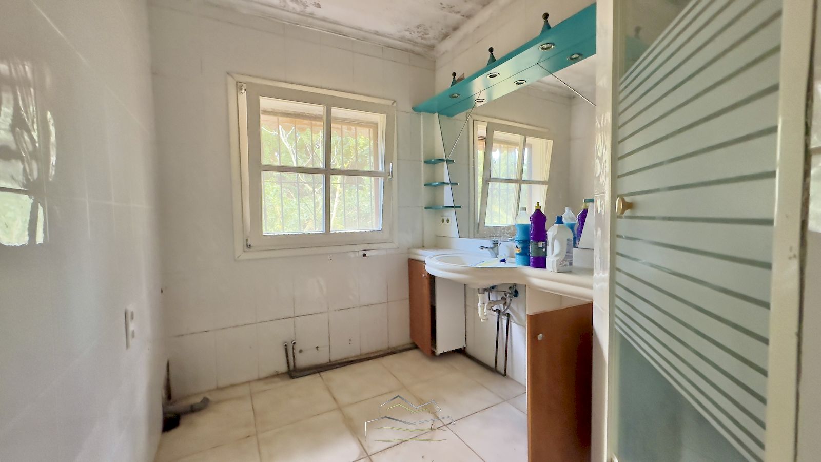 Villa à vendre à rénover avec vue sur la mer à Javea