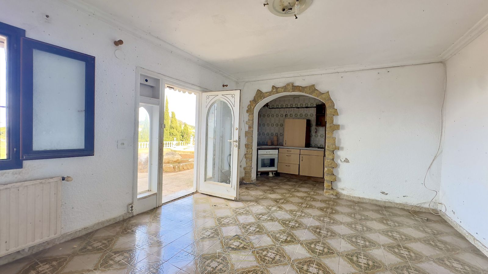 Villa à vendre à rénover avec vue sur la mer à Javea