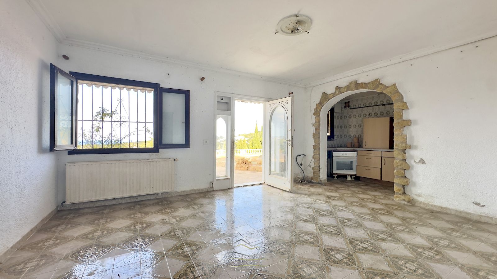 Villa à vendre à rénover avec vue sur la mer à Javea