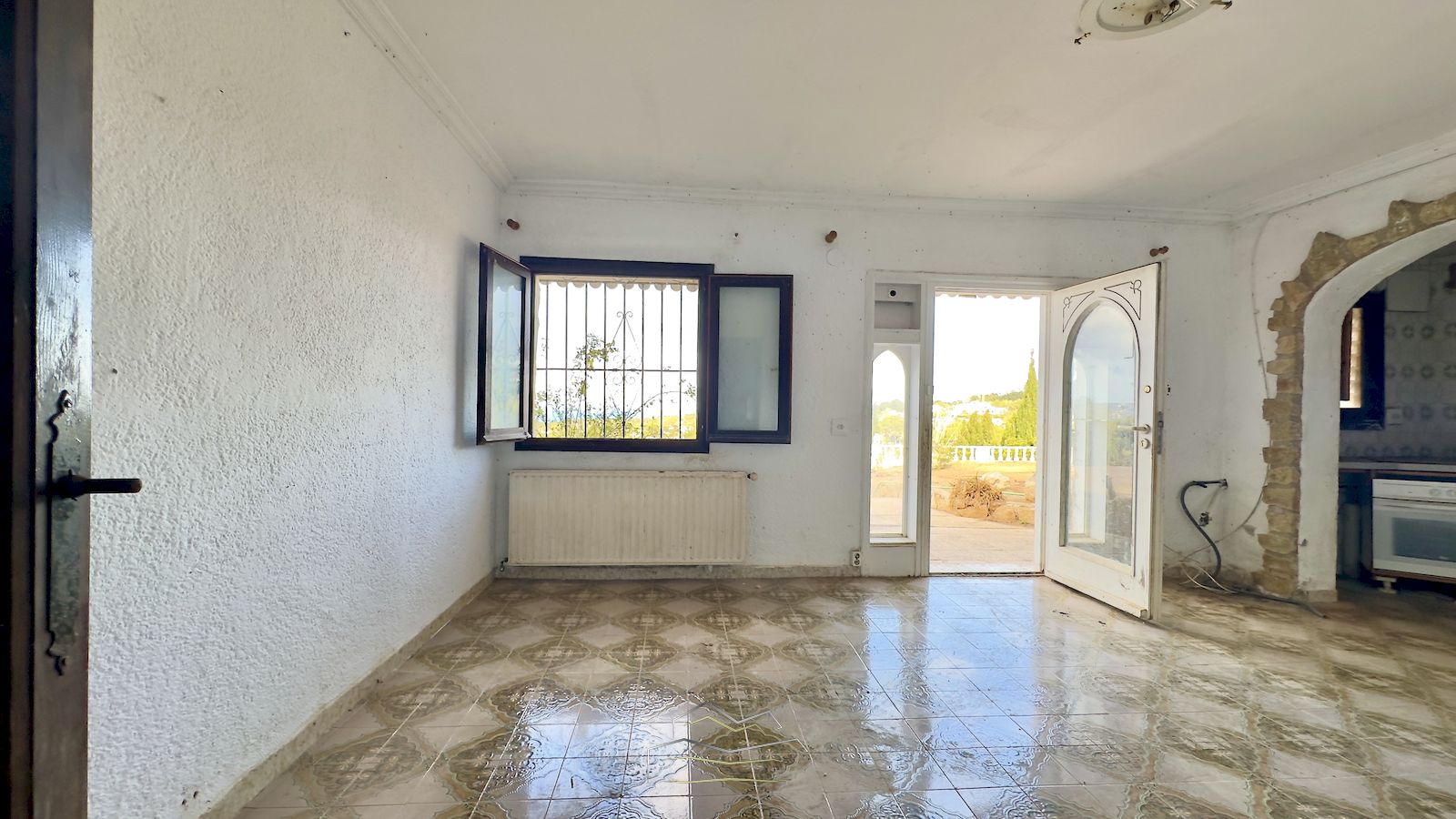 Villa à vendre à rénover avec vue sur la mer à Javea