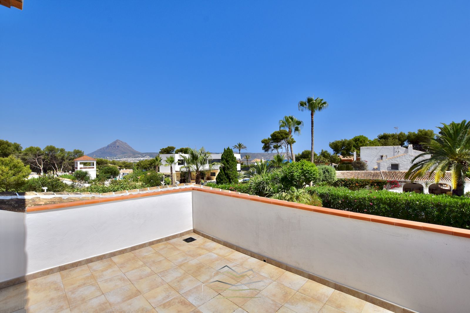 Villa à Louer Temporairement à Cala Blanca - Javea