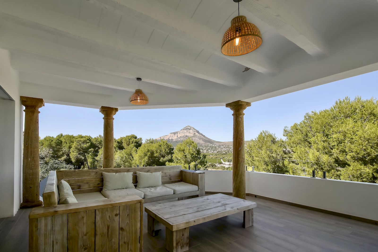 Villa de luxe avec vue sur la mer à vendre à Puerta Fenicia - Javea
