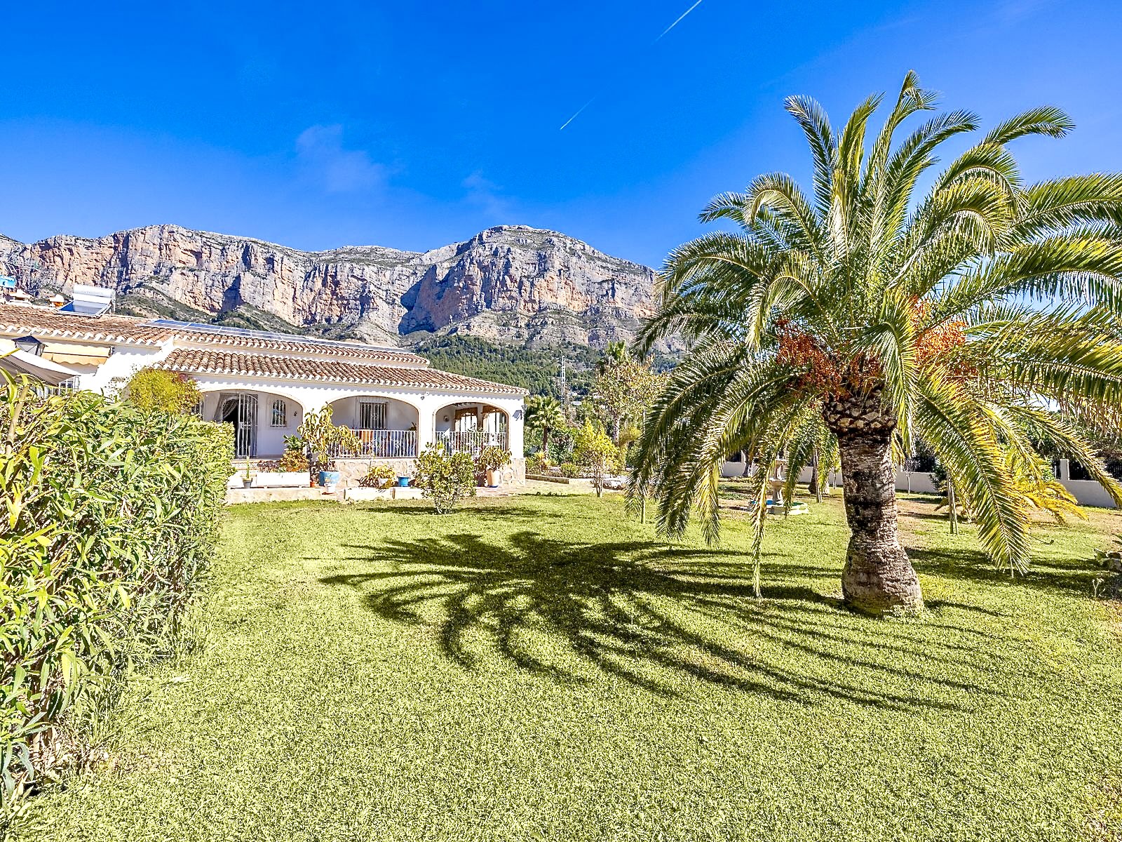 Villa spacieuse à vendre à El Montgo - Javea