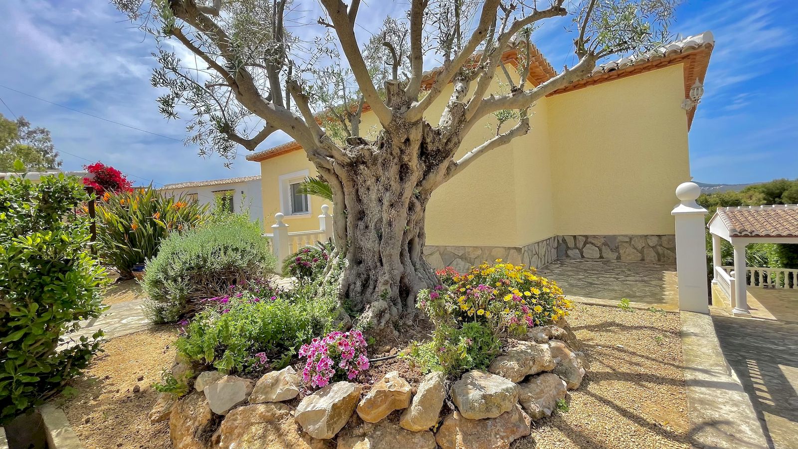 Villa à vendre avec vue dégagée à Balcon al Mar - Javea