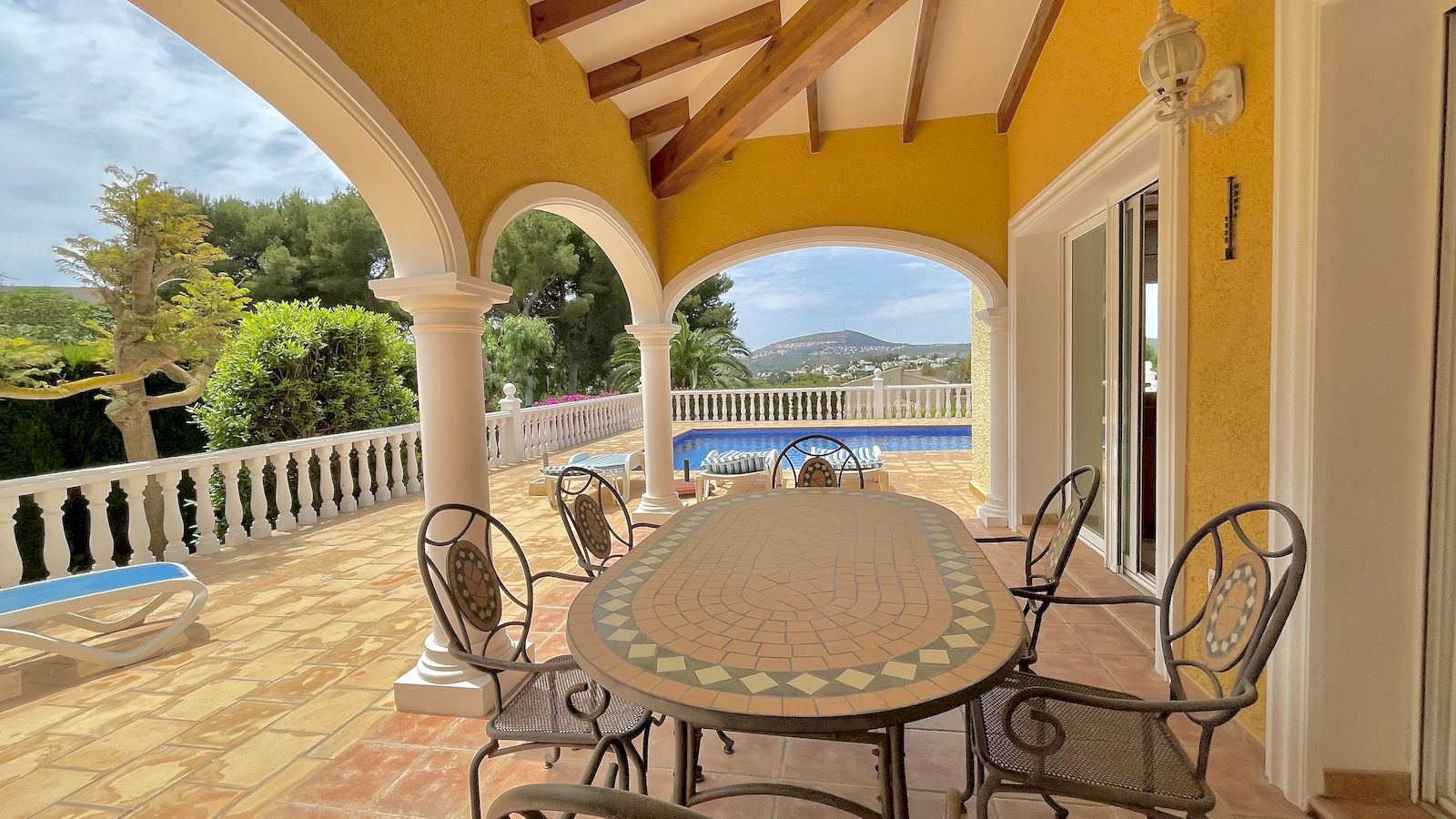 Villa à vendre avec vue dégagée à Balcon al Mar - Javea