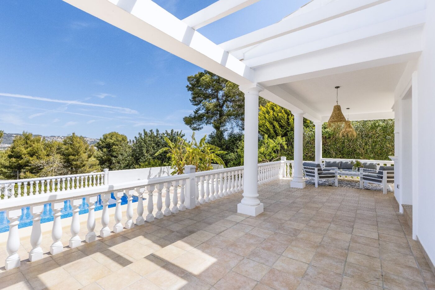Villa entièrement rénovée à vendre à Javea - Costa Blanca